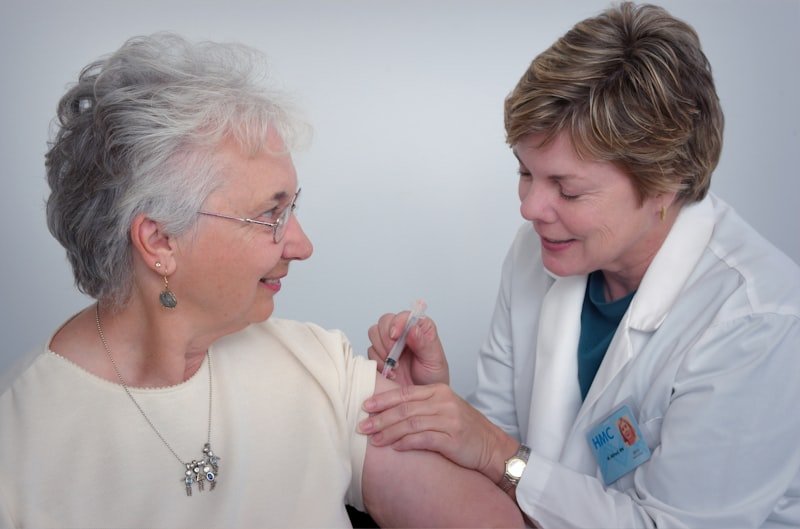 Atención Médica & Enfermería a Domicilio